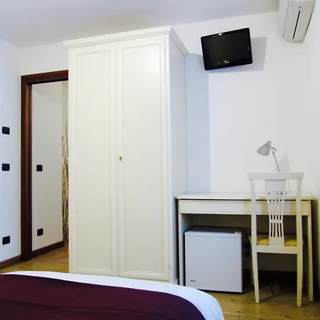Alojamento de Acomodação e Pequeno-almoço Alc&ce' Agrituristico